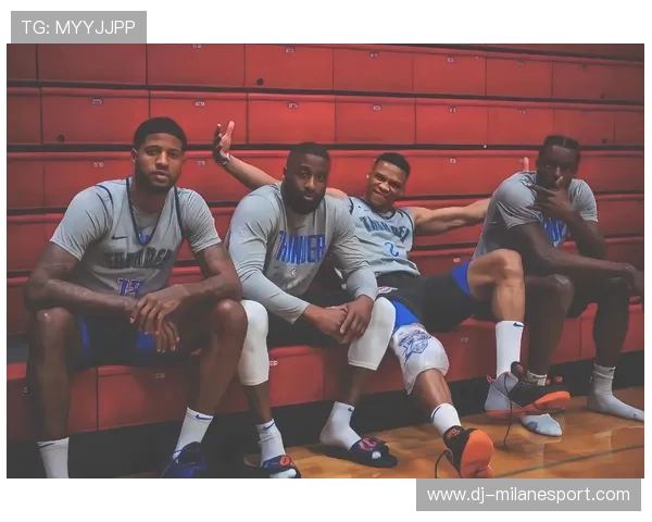 保罗乔治被拍到陪孩子训球：网友泪目